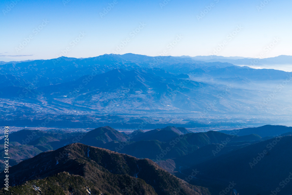 Fototapeta premium 山岳風景 観音岳からの絶景 冬