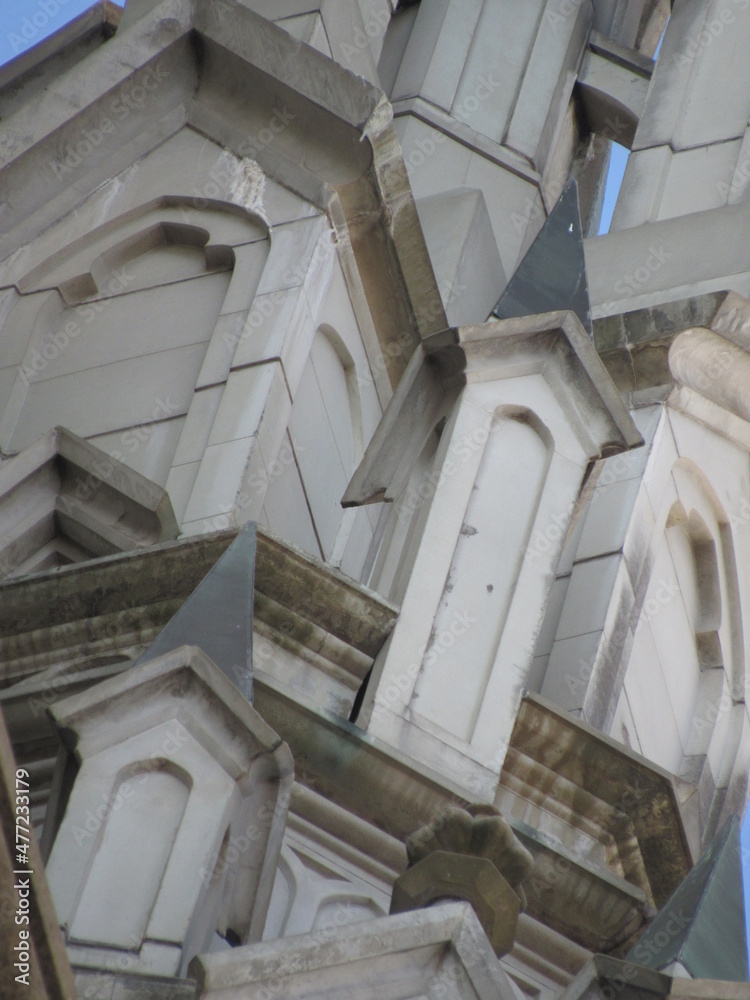 Fototapeta premium detail of a cathedral 