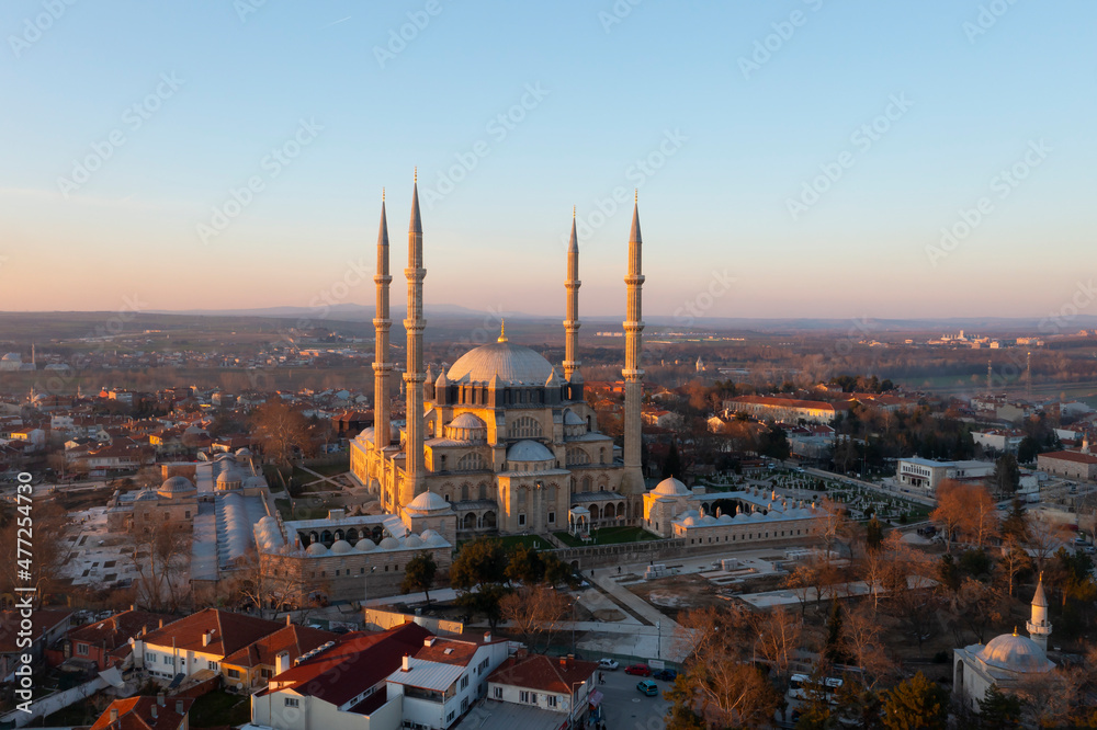 Obraz premium Selimiye Mosque exterior view in Edirne City of Turkey. Edirne was capital of Ottoman Empire.