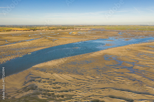 La baie de Somme    mar  e basse  Vue a  rienne 