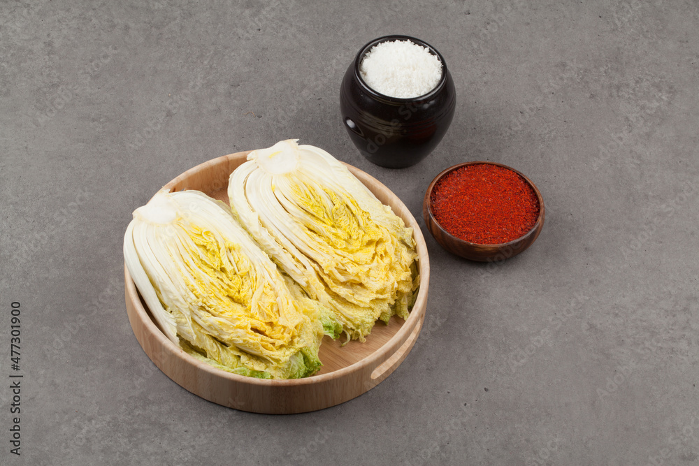 Cabbage, kimchi, kimchi iron, kimchi ingredients, cabbage, half, cut
