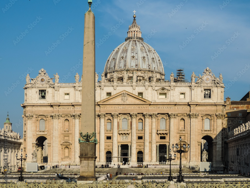 Vew of Basilica di San Pietro - Vatican City, Italy