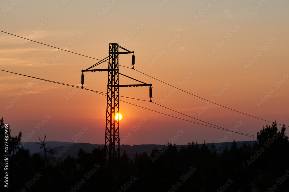 Fototapeta premium Strommast im Abendlicht