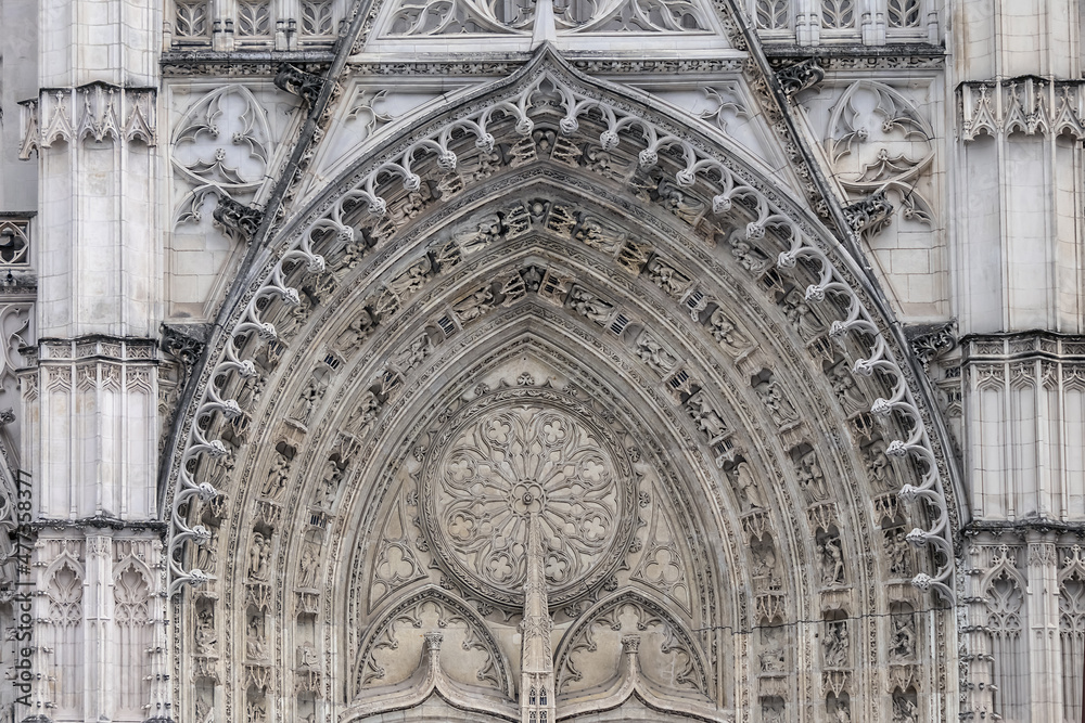 Architectural detail of Roman Catholic Gothic St. Peter and St. Paul Cathedral (Cathedrale Saint-Pierre-et-Saint-Paul) in Nantes. Construction began in 1434. Nantes, Loire Atlantique, France.