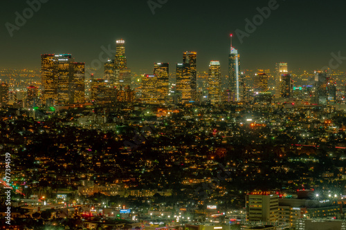 Wallpaper Mural LA skyline at night as seen from Griffith observatory Torontodigital.ca