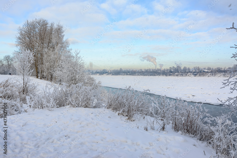 A beautiful winter sunny day on the banks of the Neva River. A beautiful winter sunny day on the banks of the Neva River.