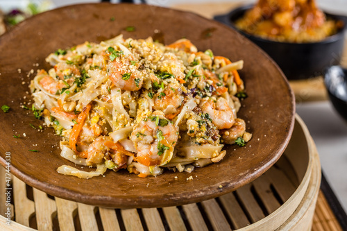 Asian Food Pad Thai Wok Flavor Pasta Rice Chicken Shrimp Perfect Plate Salad