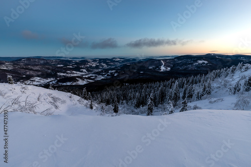 winter mountain landscape © isedlak.com