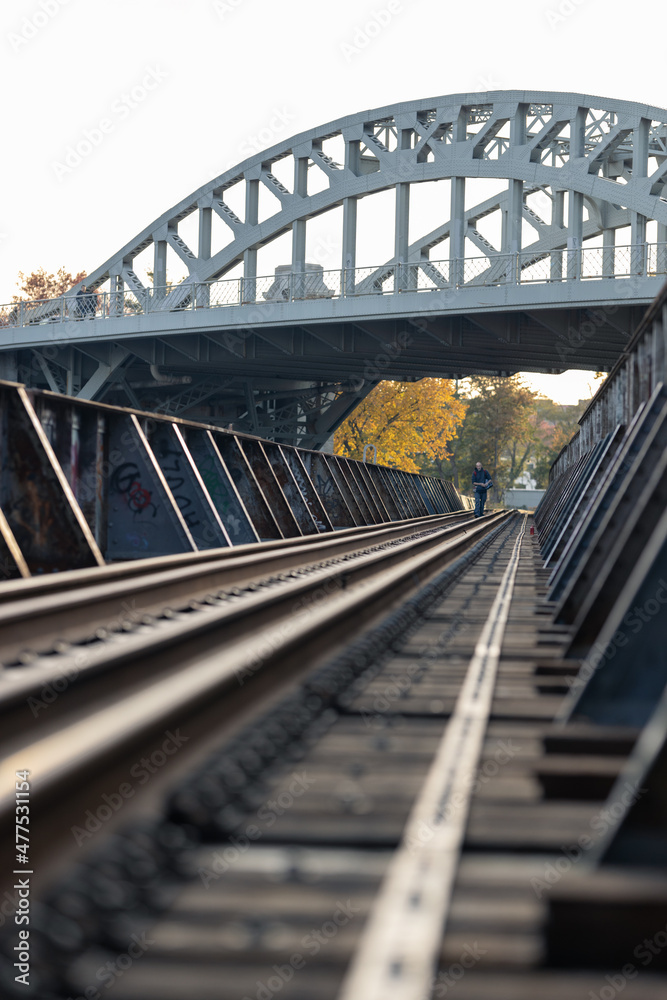Railroad to Bridge