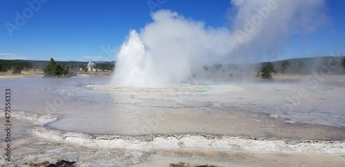 Great Fountain Geyser erupting, Yellowstone National Park, Wyoming