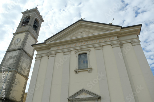 La chiesa di Santa Margherita ad Albese con Cassano in provincia di Como, Lombardia, Italia. photo