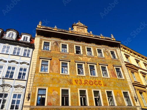 Façades au centre historique de Prague