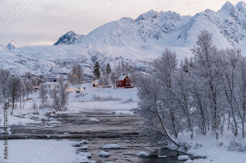 Winterlandschaften in den Lyngenfjord Alpen