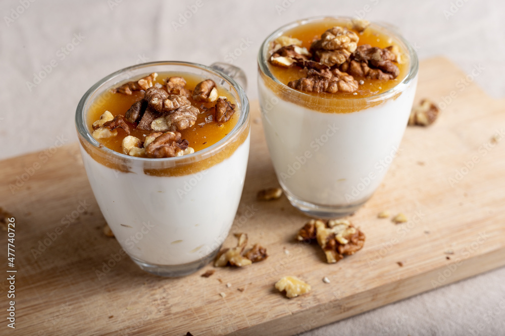 Greek yogurt with honey and walnuts Greek yogurt with honey and walnuts