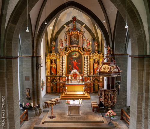 Foto Altar in der St. Stephans Kirche Oestinghausen