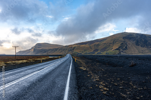road to the mountains Iceland
