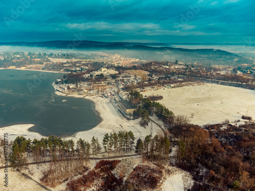 Brünner Stausee von oben in Winter