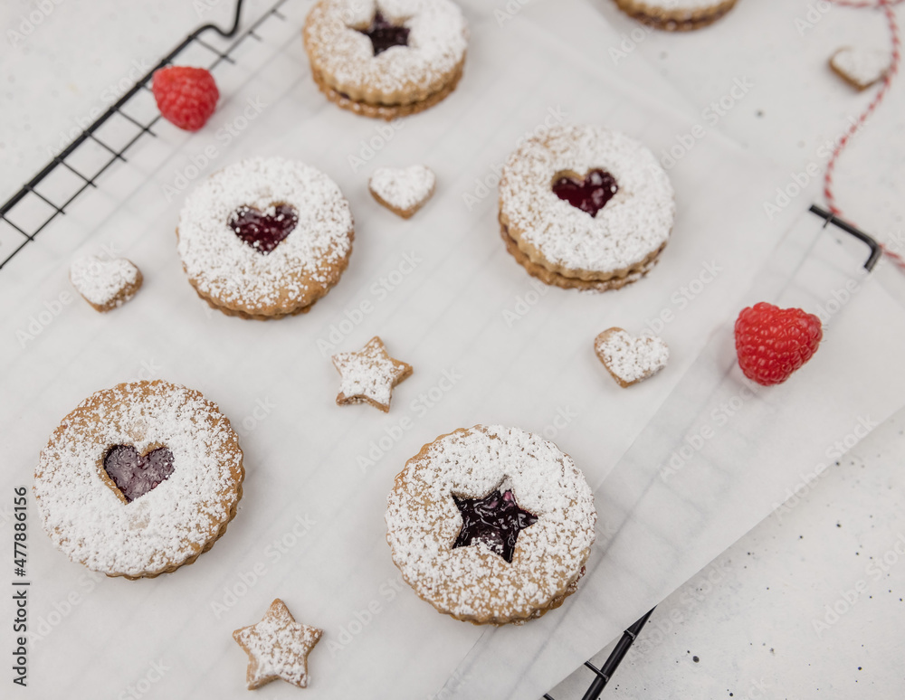  linzer raspberry cookies