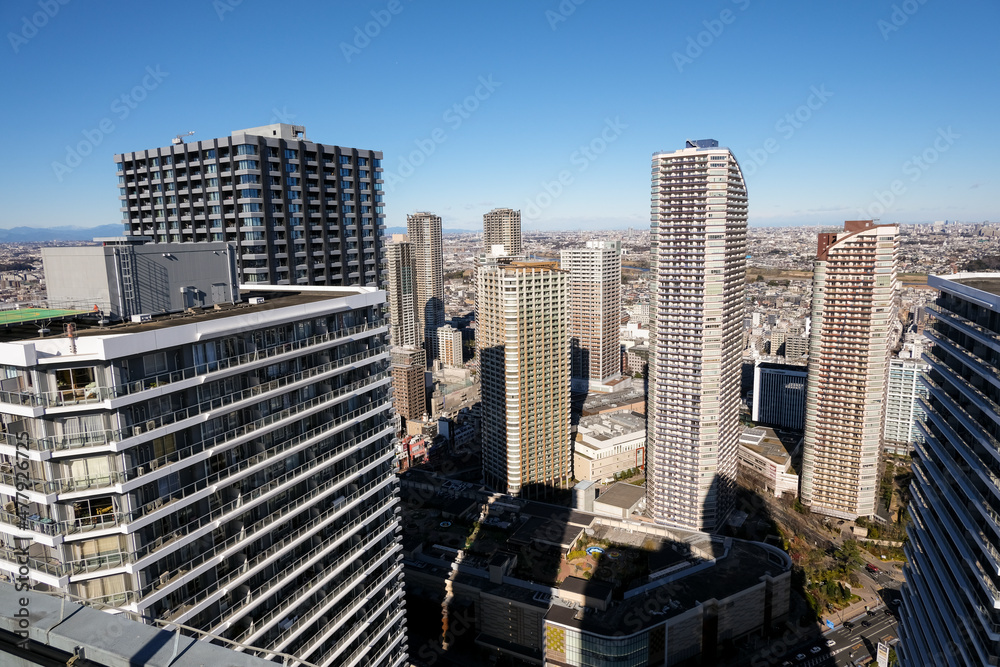 Fototapeta premium タワーマンションが建ち並ぶ景観