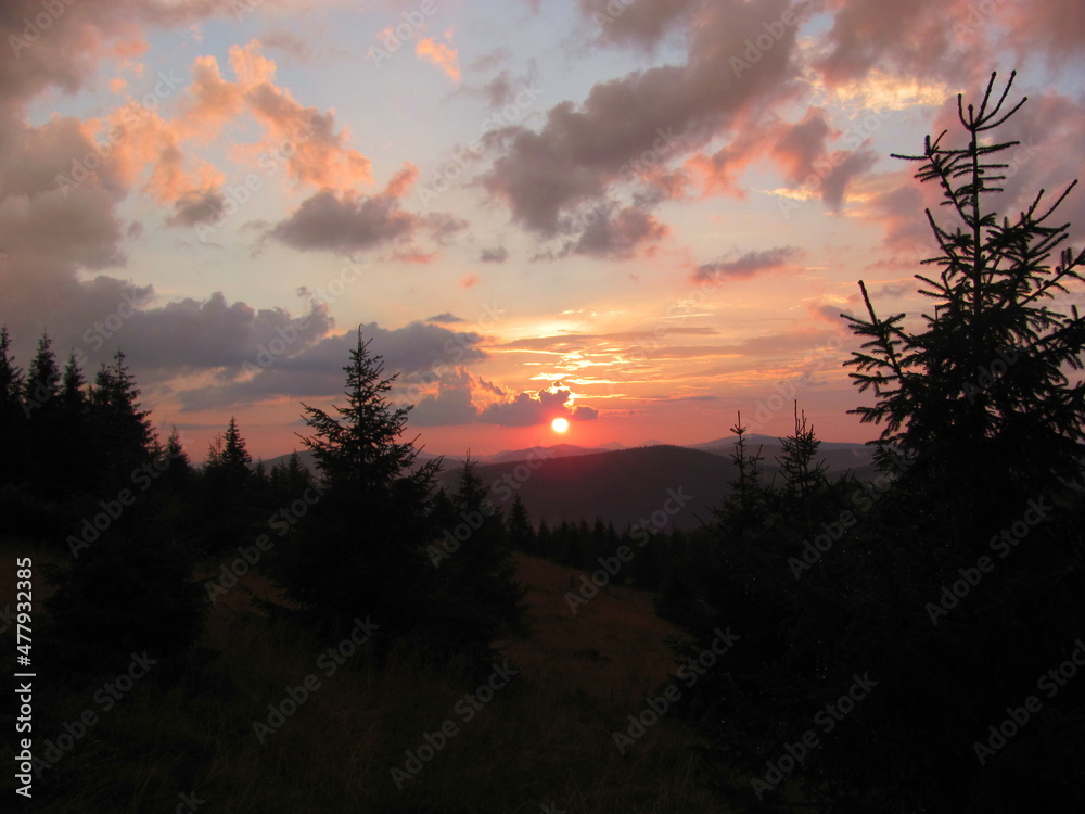 Fototapeta premium Sunset in the mountains after the rain