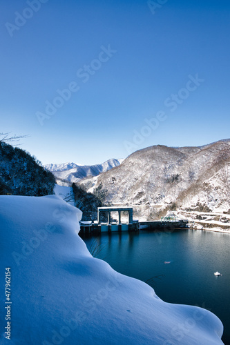 lake and mountain