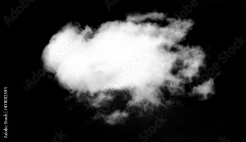 Realistische Wolke isoliert auf Schwarzem Hintergrund