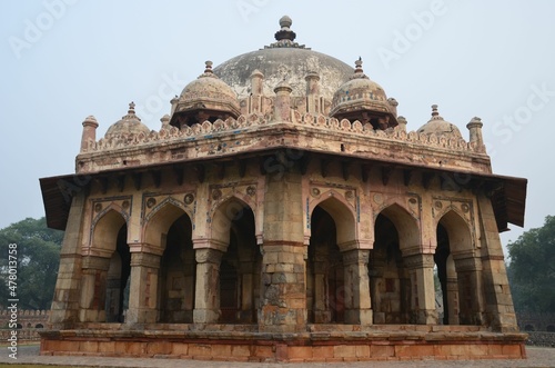 Tomb of Isa Khan Niazi, Delhi