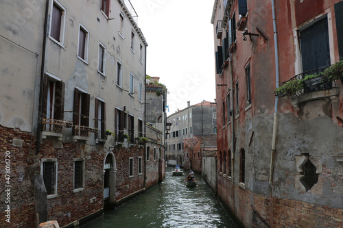 waterways of the gondolas of Venice, Italy © inhaki95