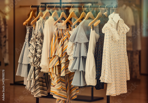 Fotografía shopping concept - colorful clothing in a fancy store