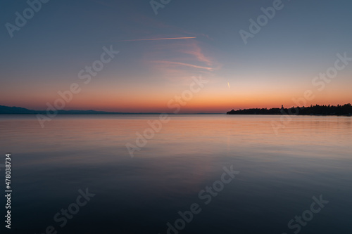 Fototapeta Naklejka Na Ścianę i Meble -  sunset lake headland long exposure