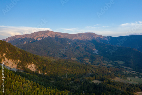 The panoramic view of the Gorges du Verdon in Europe, France, Provence Alpes Cote dAzur, Var, in summer, on a sunny day. © Florent