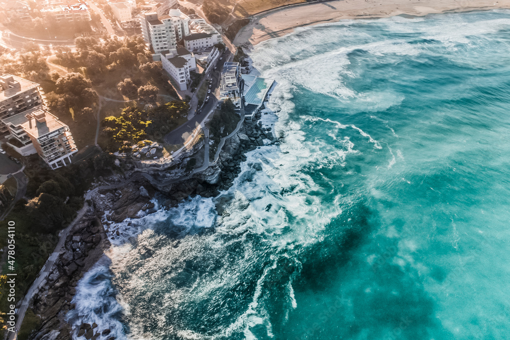 Obraz premium Long Exposure Drone Photo of Tamarama Beach