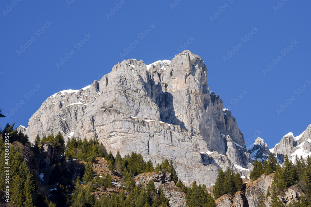 Naklejka premium mountain peak in the swiss alps in Canton Uri