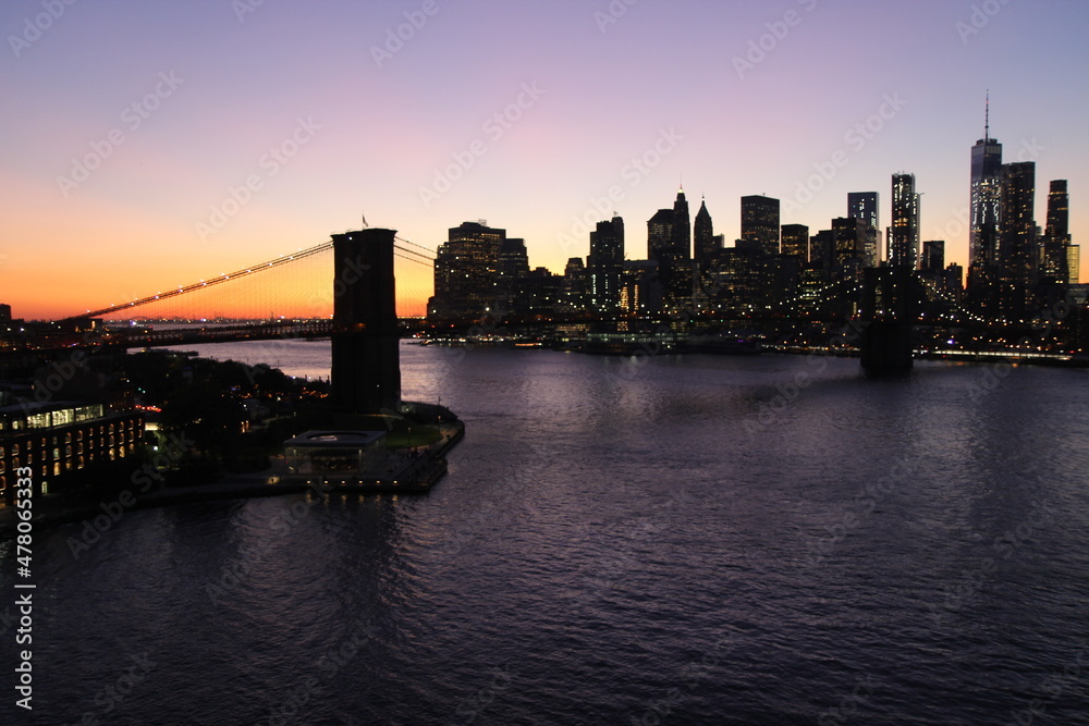 Obraz premium New York at Night in 2017, Brookling Bridge