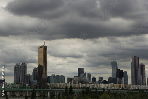 Cloudy City © 장재원 장재원