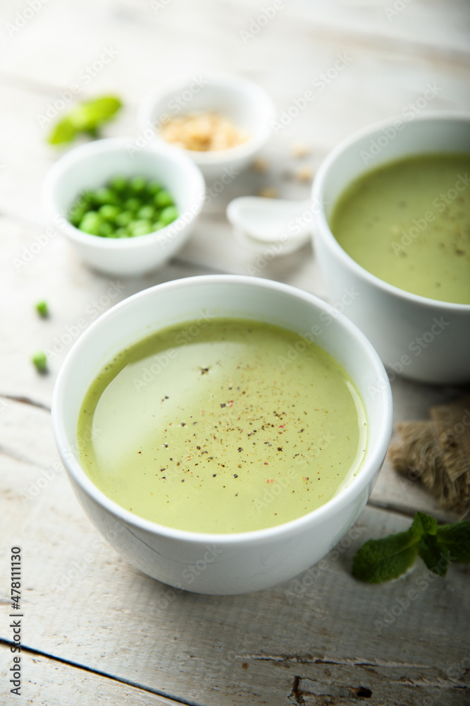Healthy homemade green pea soup Healthy homemade green pea soup