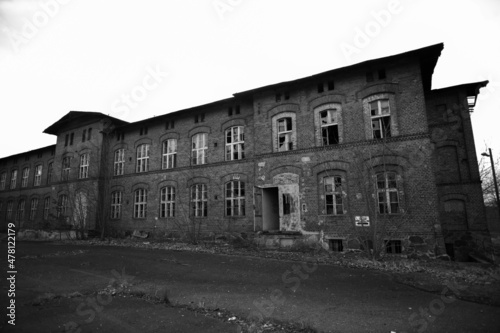 Fototapeta Naklejka Na Ścianę i Meble -  abandoned factory in Poland urbex