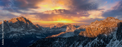 Fotografie, Obraz Beautiful landscape of mountains during sunset