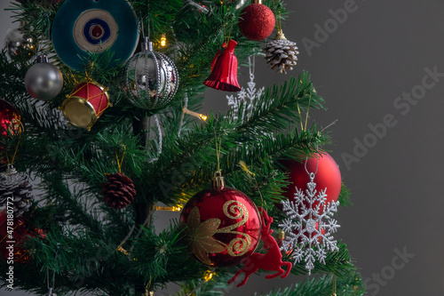 the new year tree decorations