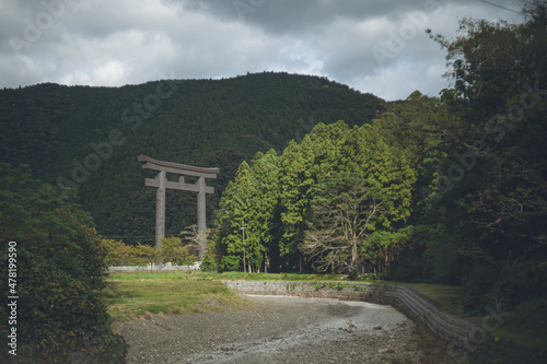 ユネスコ世界遺産 紀伊山地の霊場と参詣道 和歌山県田辺市熊野三山 熊野の神社の大鳥居