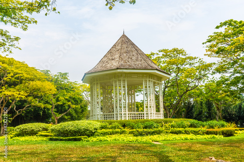 Canvas Print Pavilion in Singapore Botanic Gardens