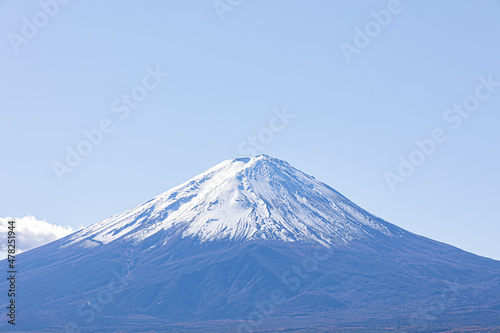 初冠雪の富士山