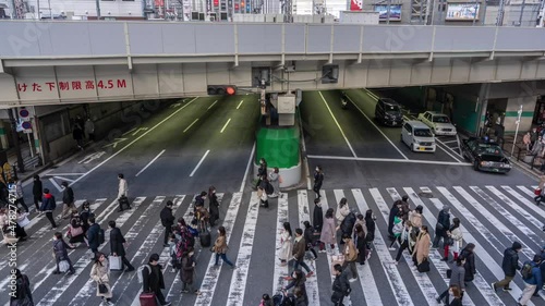 梅田横断歩道