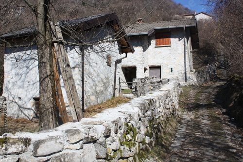 Cascine a Corniga - Colonno sul Lago di Como photo