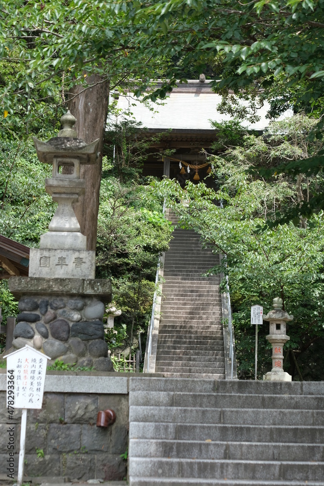 神社の階段