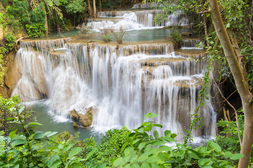 Fototapeta Naklejka Na Ścianę i Meble -  Level four of Waterfall Huai Mae Kamin in Kanchanaburi, Thailand