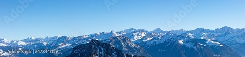 schweizer berge panorama © vegefox.com
