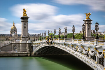 Leinwandbilder Pont Alexandre III Pont Alexandre III und Invalides Paris  © Francois Roux