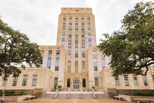 Overcast view of the Houston city hall Fototapeta