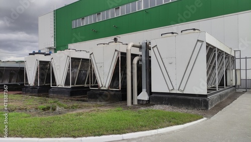 Cooling system for industrial heat exchangers. Industrial fan cooling tower. Adiabatic system.